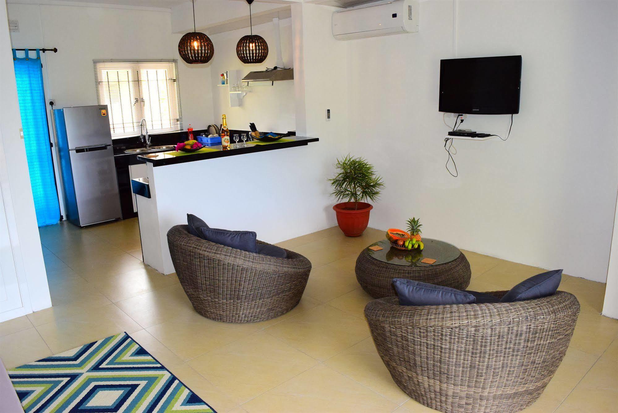 Mountain View Hotel La Gaulette Luaran gambar