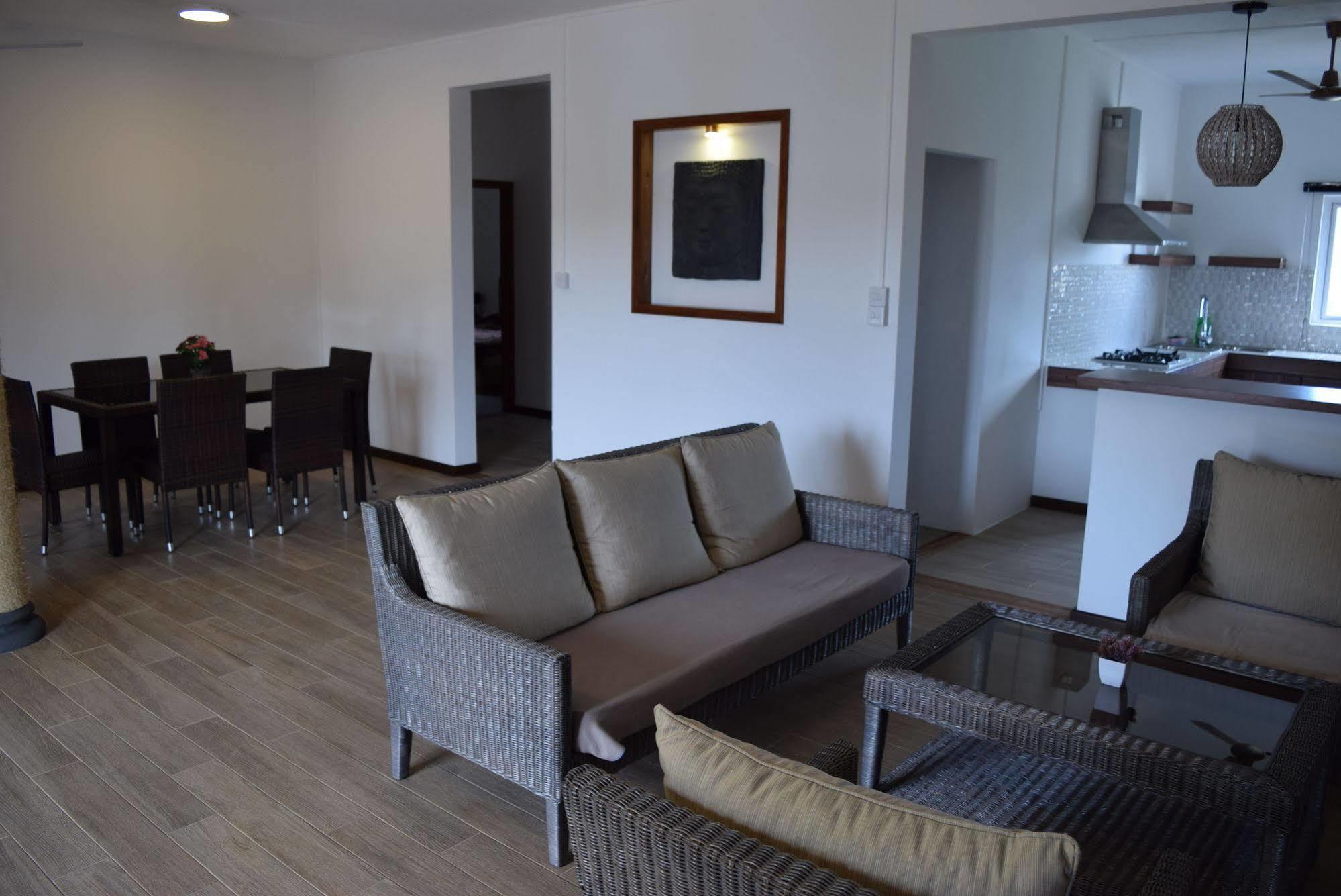 Mountain View Hotel La Gaulette Luaran gambar